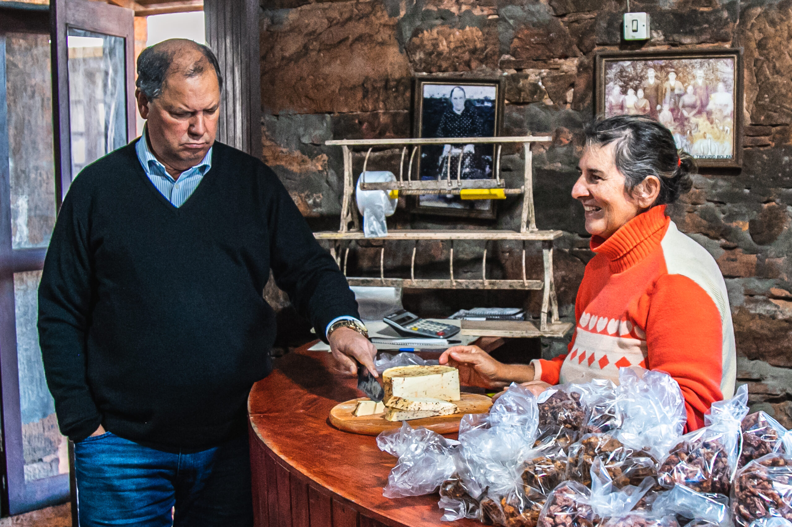 Alceu Moreira lança manual com instruções para que produtores obtenham o Selo Queijo Artesanal