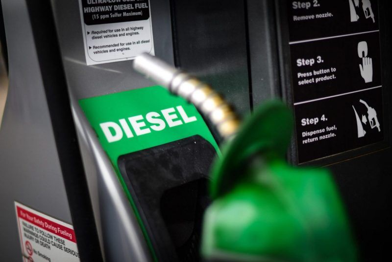 Petrobras anuncia aumento de R$ 0,22 no litro do diesel
