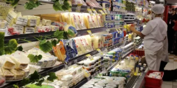 Inflação dos alimentos desacelera para 0,61%, diz pesquisa do IBGE