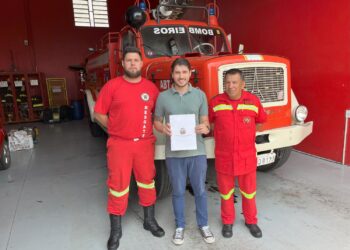 Vereador Eduardo Signor participa de reunião sobre Bombeiros Voluntários 