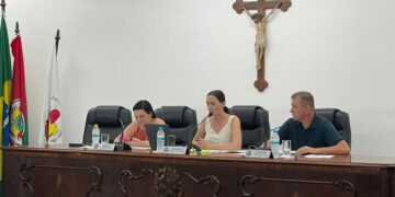 GUAPORÉ | Na quarta sessão ordinária, vereadores apreciaram e apresentam projetos de Lei, Sugestão e Legislativo