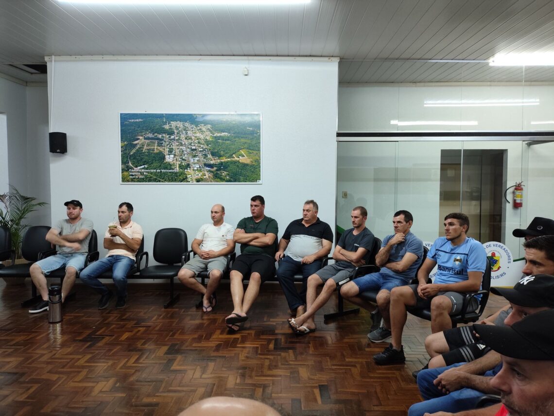 ILÓPOLIS | Na noite de ontem, ocorreu na Câmara de Vereadores a reunião do Conselho da Agricultura