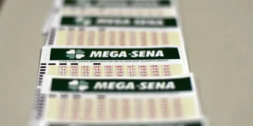 Mega-Sena acumula novamente e pode pagar prêmio de R$ 120 milhões