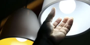 Pressionada pela energia elétrica, inflação de fevereiro fica em 1,31%