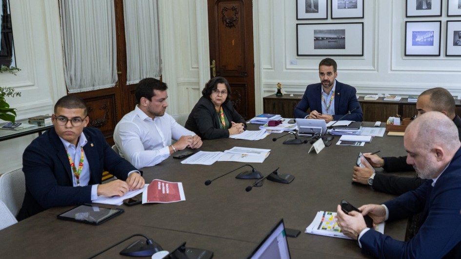 Leite discute renegociação de dívidas de produtores rurais e ajuste fiscal com Ministério da Fazenda