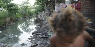 Falta de saneamento provocou mais de 340 mil internações em 2024
