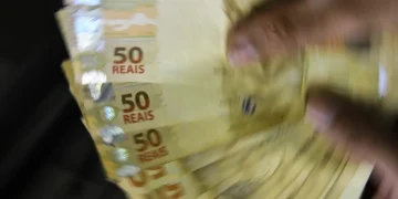 Mais de 48 mil pessoas contratam R$ 340,3 mi em consignado para CLT