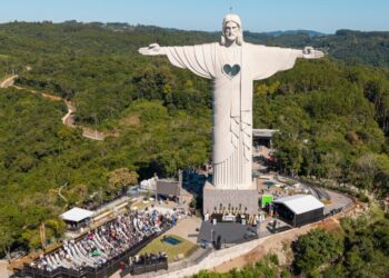 Leite participa da inauguração oficial do Cristo Protetor de Encantado, novo ícone nacional do turismo religioso
