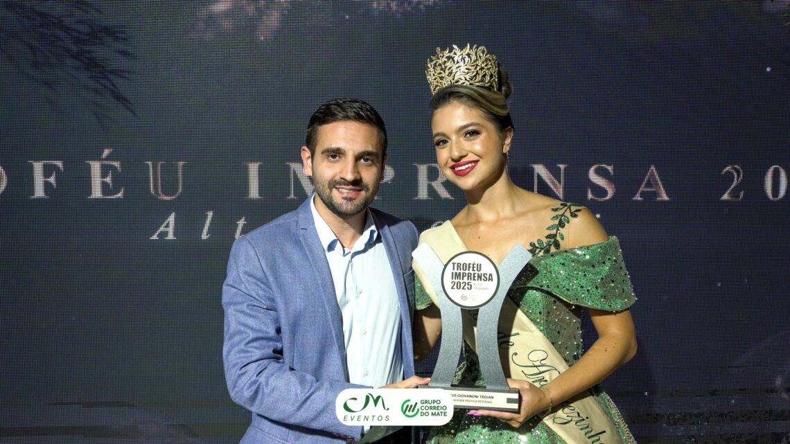 Troféu Imprensa homenageou o prefeito de Muçum, Mateus Giovanoni Trojan