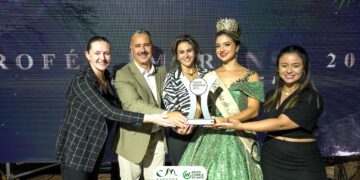 Troféu Imprensa homenageou 40 anos do Sicredi em Arvorezinha