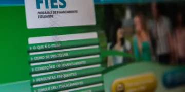 Fies: instituições de ensino têm até hoje para confirmar participação