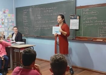 Programa Saúde nas Escolas está sendo realizado no município