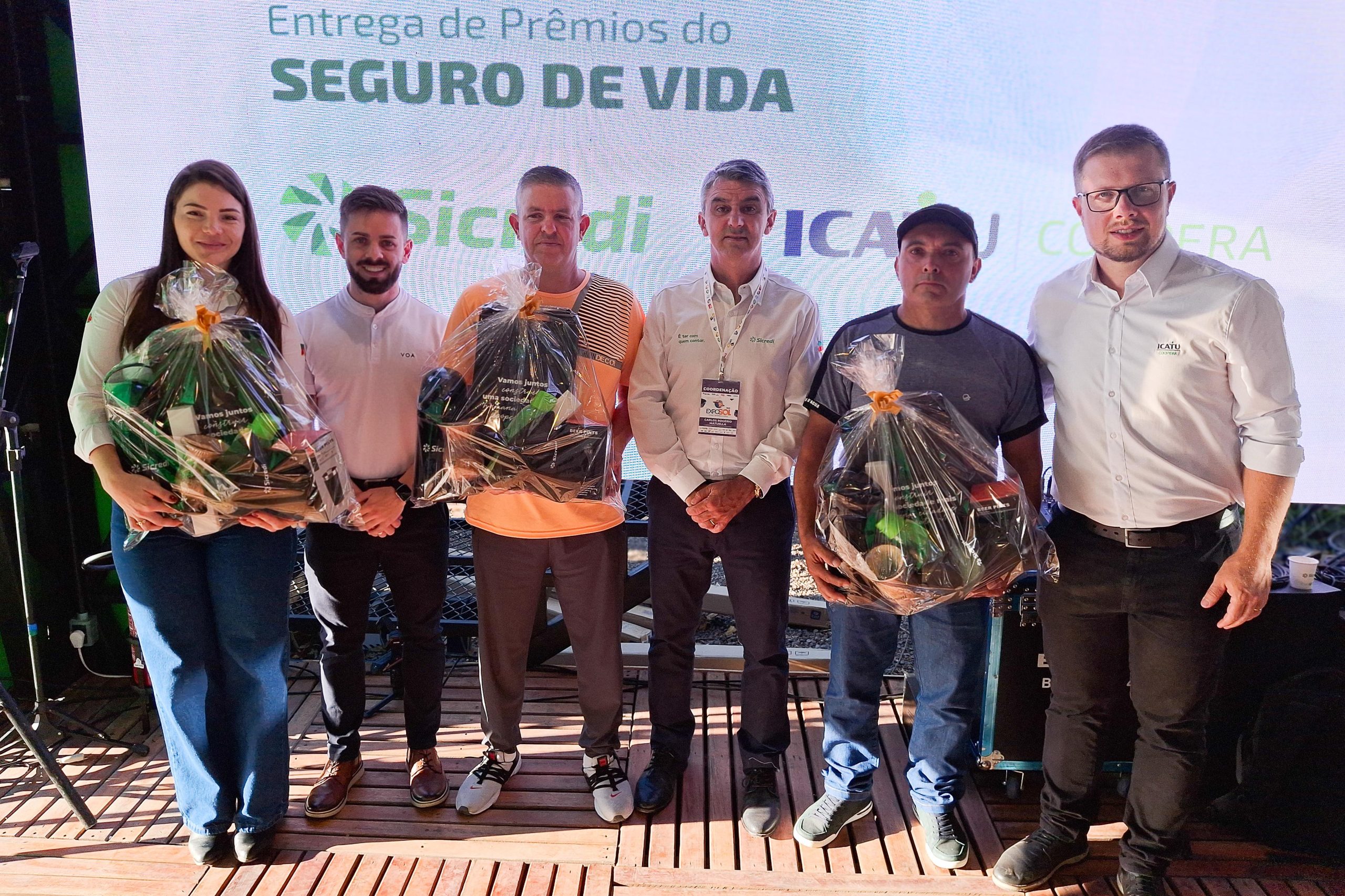 Sicredi e Icatu premiam associados durante a Exposol 2025