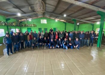 Torneio de confraternização e entrega de prêmios aos vencedores do Municipal de Kopp em Lagoa dos Três Cantos