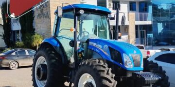 Administração de Itapuca adquire novo trator agrícola