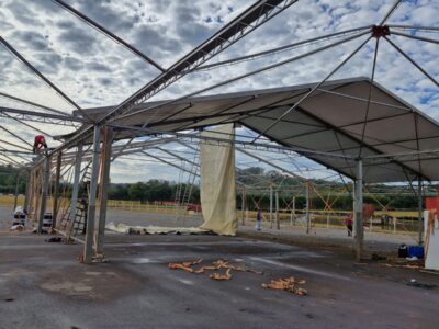 Montagem da estrutura que irá abrigar os mais de 150 expositores está em andamento. São cerca de oito mil m2 de área coberta