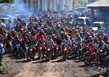 Aventura e emoção marcam a 7ª Trilha de Motos de Serafina Corrêa