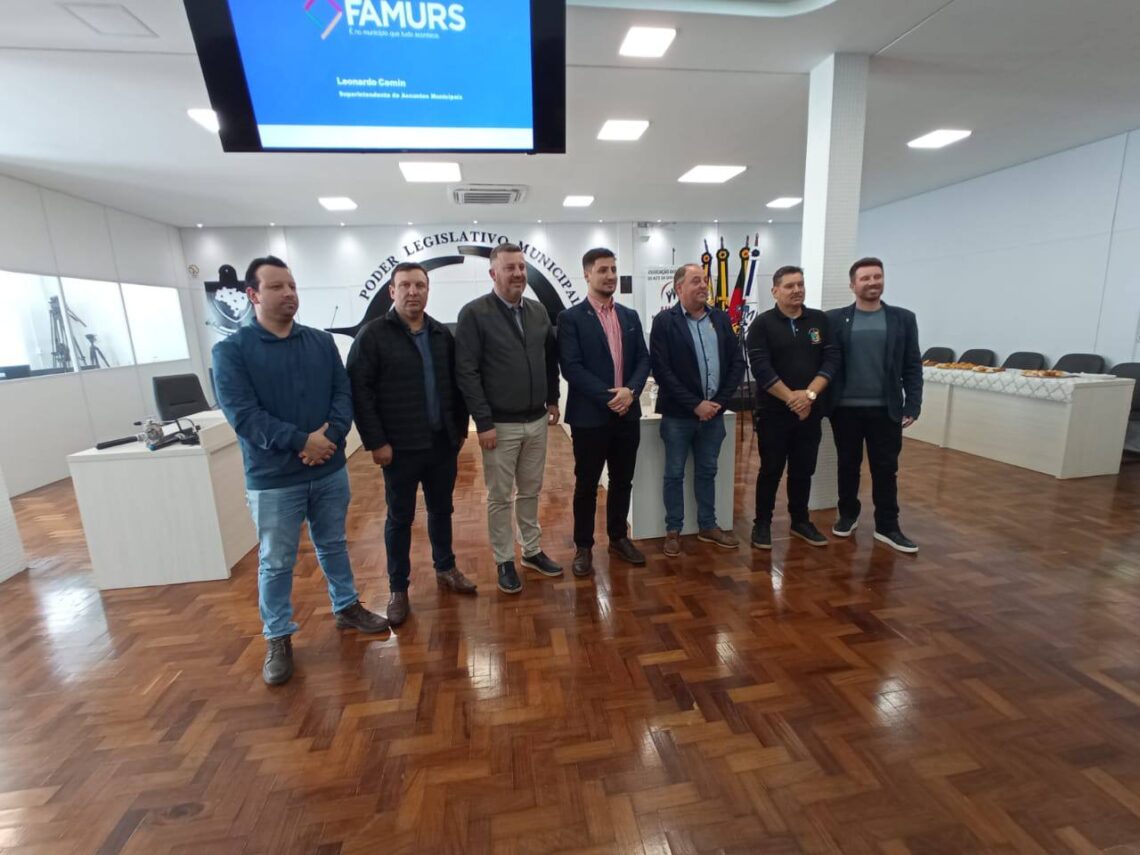 Campos Borges participa de reunião da AMASBI sobre empregabilidade e qualificação profissional