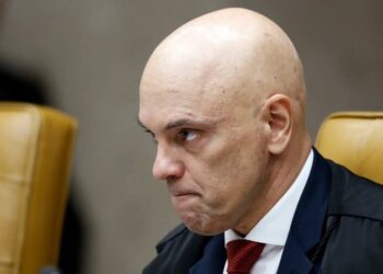 Segundo Deputado Zucco, falta uma assinatura para Senado protocolar pedido de impeachment contra Alexandre de Moraes
