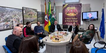 ACISCO realiza reunião de avaliação do Festipizza 2025 em Serafina Corrêa