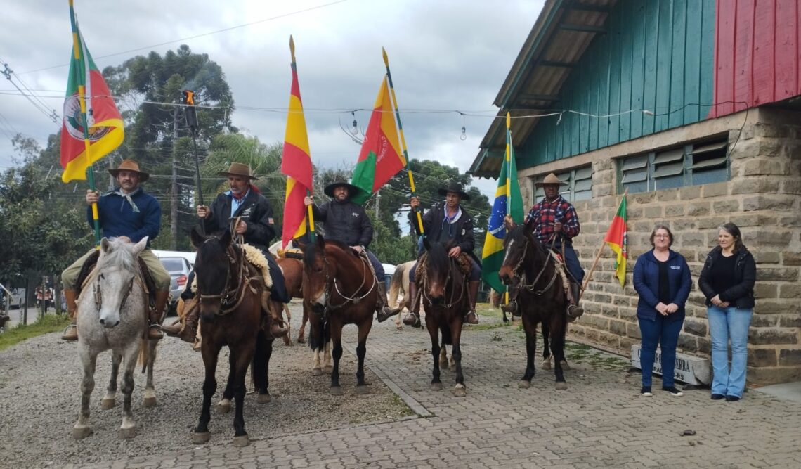 Chama Crioula chega ao CTG Jango Borges em Arvorezinha