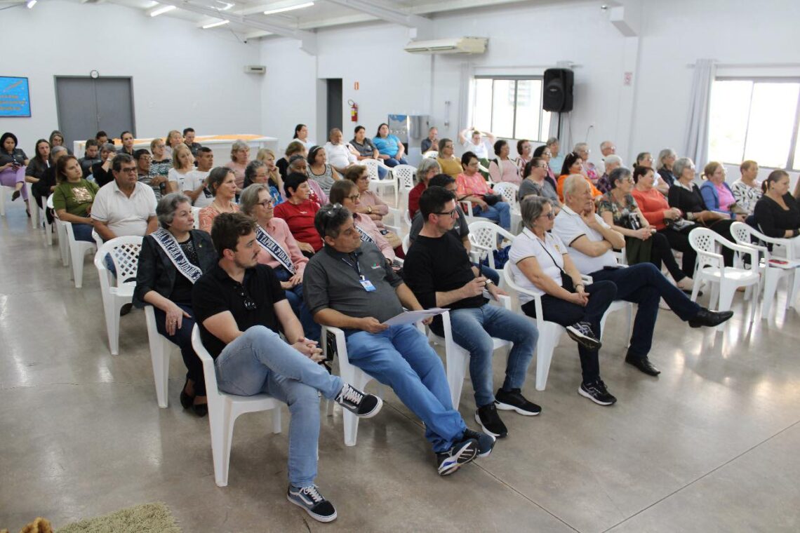 Tapera abre oficialmente o Mês da Pessoa Idosa com palestra e integração