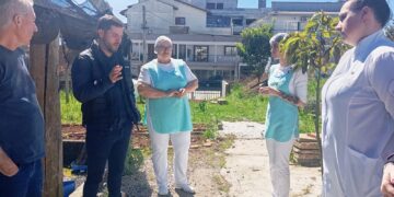 Dia C: Agência do Sicoob São Miguel de Arvorezinha entrega horta revitalizada ao Hospital São João