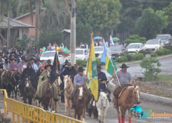 Jacuizinho encerra Semana Farroupilha com desfile, apresentações e gincana tradicionalista