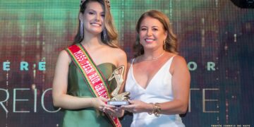 TROFÉU MULHERES DE VALOR | Raquel Ferrazza Pazinato, empresária, diretora e sócia da empresa CAPAZ