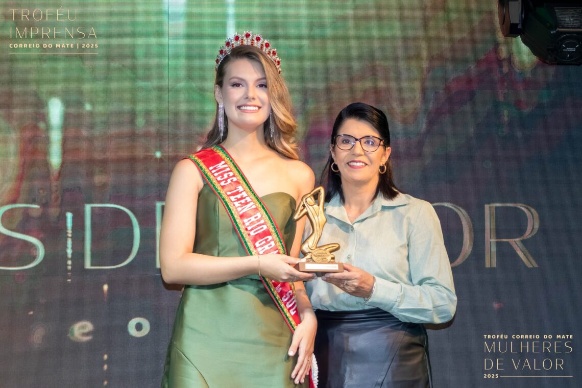 TROFÉU MULHERES DE VALOR | Cleonice Pasqualotto P.Toledo, Prefeita de Campos Borges