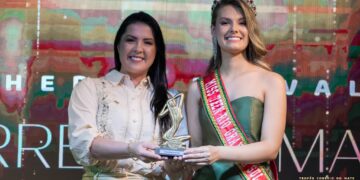 TROFÉU MULHERES DE VALOR | Adriane Perin de Oliveira, Presidente da FAMURS