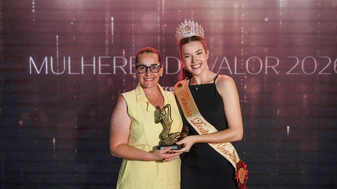 TROFÉU MULHERES DE VALOR 2026 | Andréia Lodi Frighetto