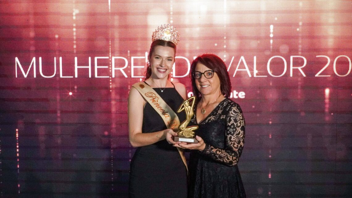 TROFÉU MULHERES DE VALOR 2026 | Eliane Zenere Giacobbo