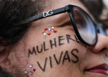 Publicadas leis que ampliam combate à violência contra as mulheres
