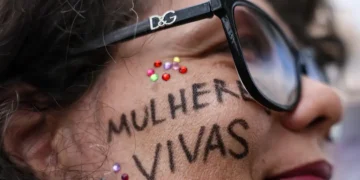 Publicadas leis que ampliam combate à violência contra as mulheres