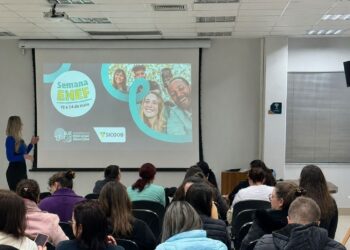 Sicoob São Miguel promove ações de educação financeira durante a Semana ENEF 2026