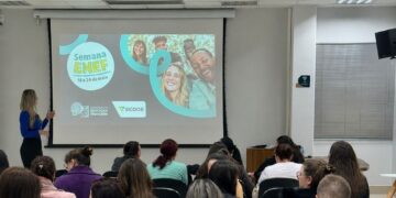 Sicoob São Miguel promove ações de educação financeira durante a Semana ENEF 2026